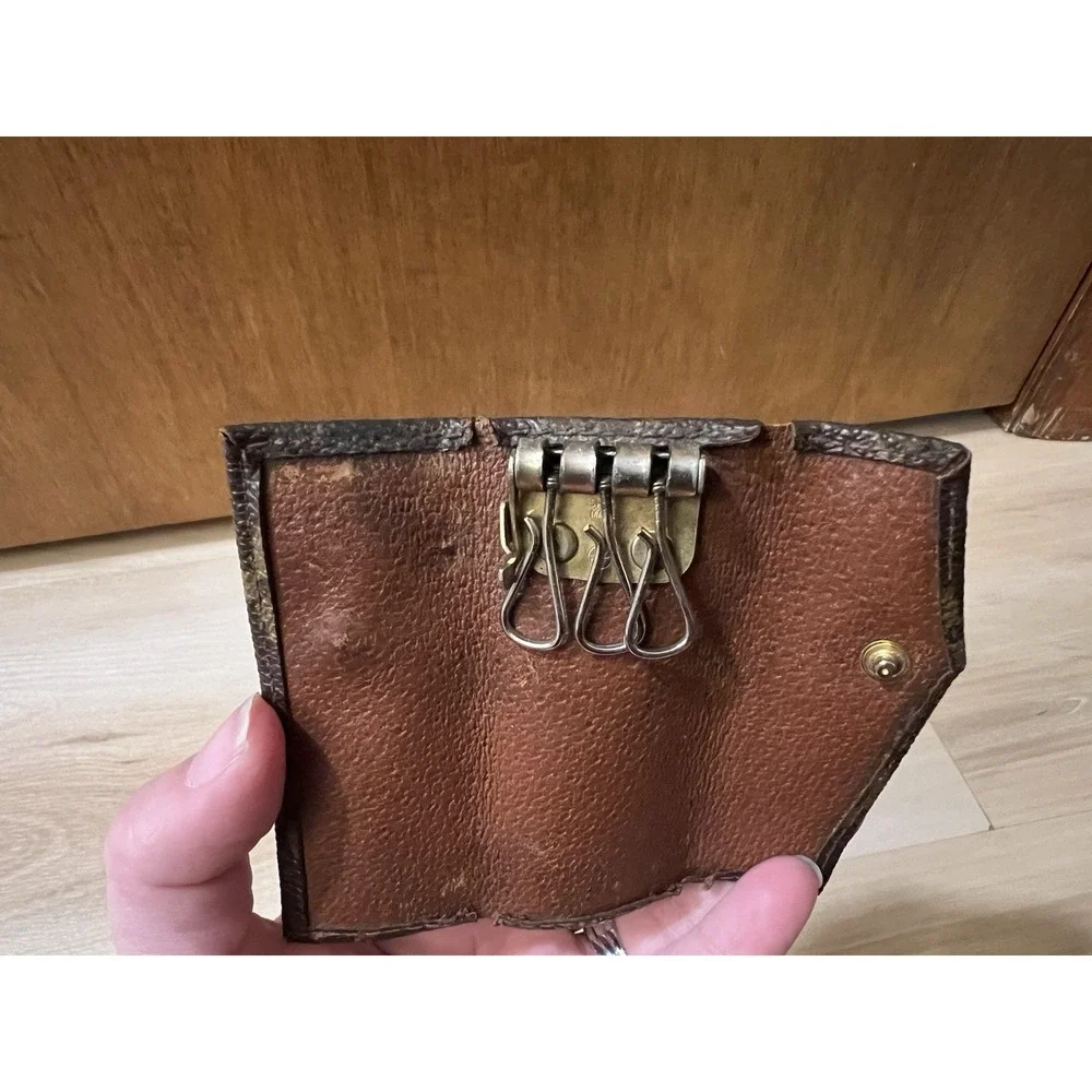 Authentic Louis Vuitton Key Case Monogram Vintage 80's 3 Key Ring Small Snap - Picture 4 of 8